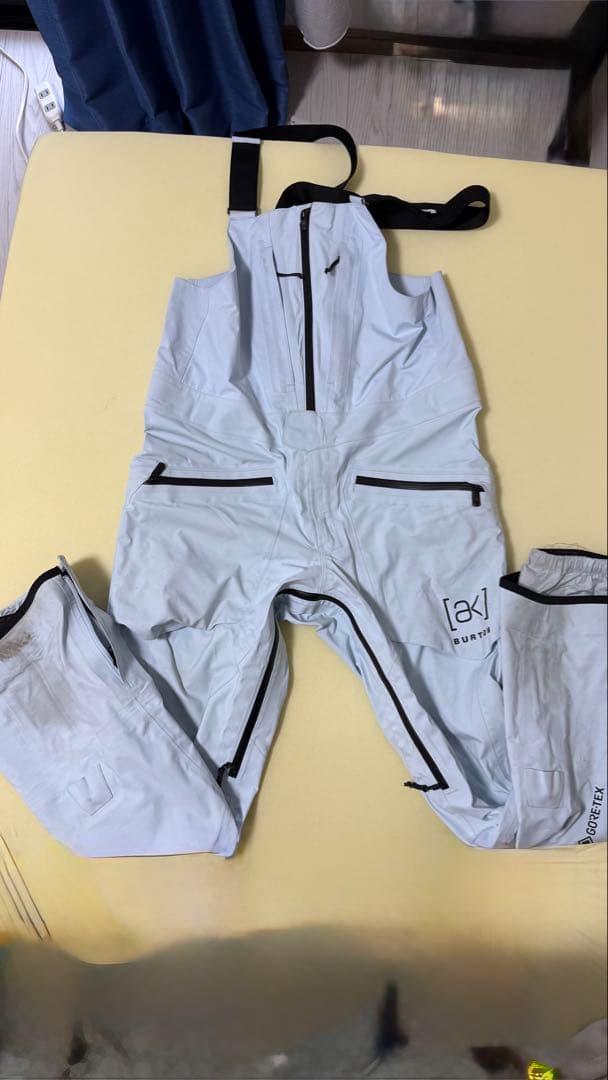中古22-23BURTON[ak]3LHOVERJKT+ Freebirdbib