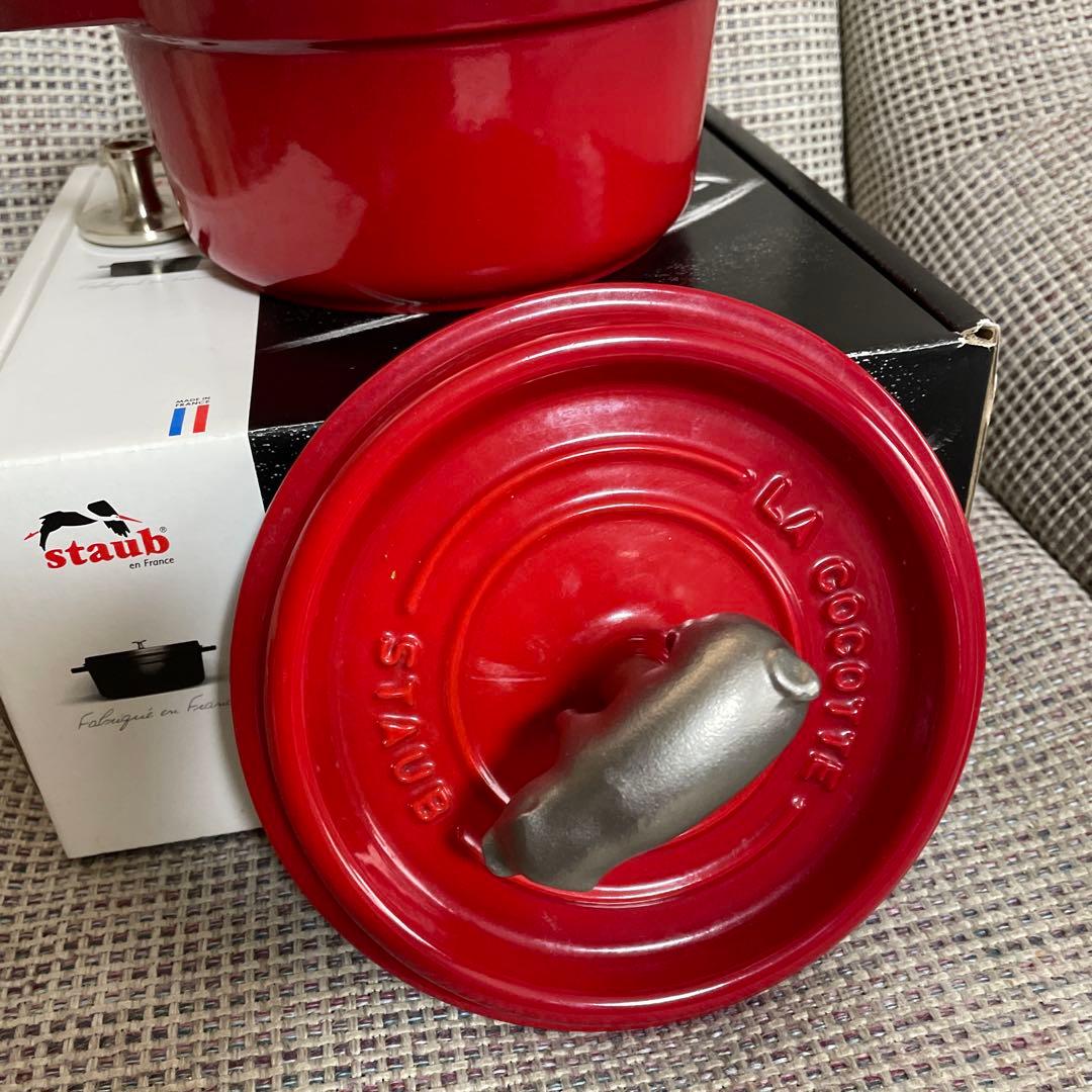 staub 小型レッドココット 16cm 豚さんの取っ手付き