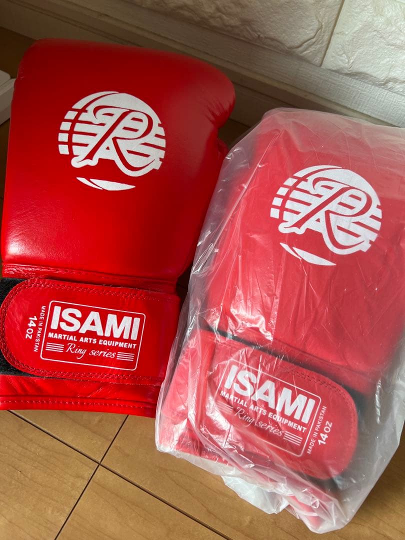 ISAMI Ring series ボクシンググローブ 14oz 赤