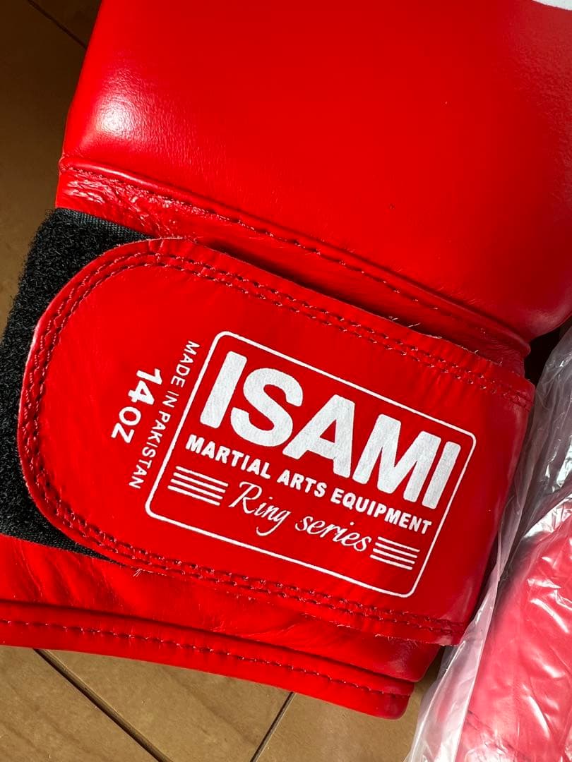 ISAMI Ring series ボクシンググローブ 14oz 赤
