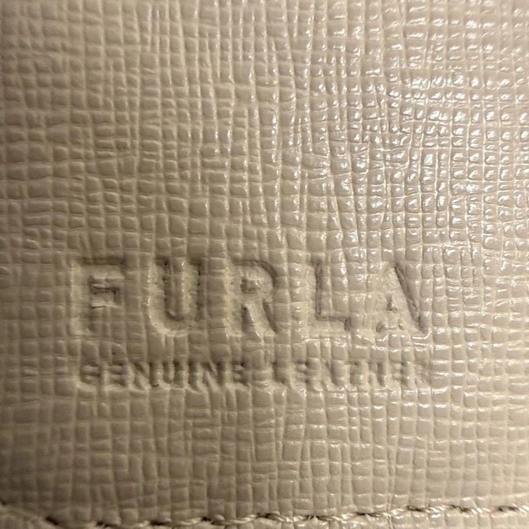 FURLA 二つ折り財布　☺︎