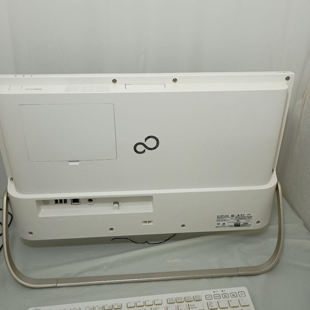 A*A様 富士通 FMVF52B3W2 Windows11 officeあり S