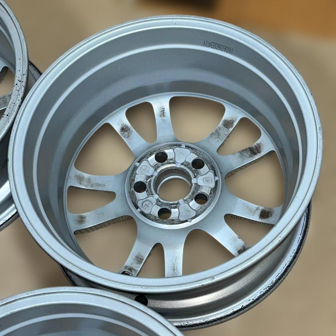 トヨタ ZVW50 プリウス 前期 後期 純正 15インチアルミホイール4本