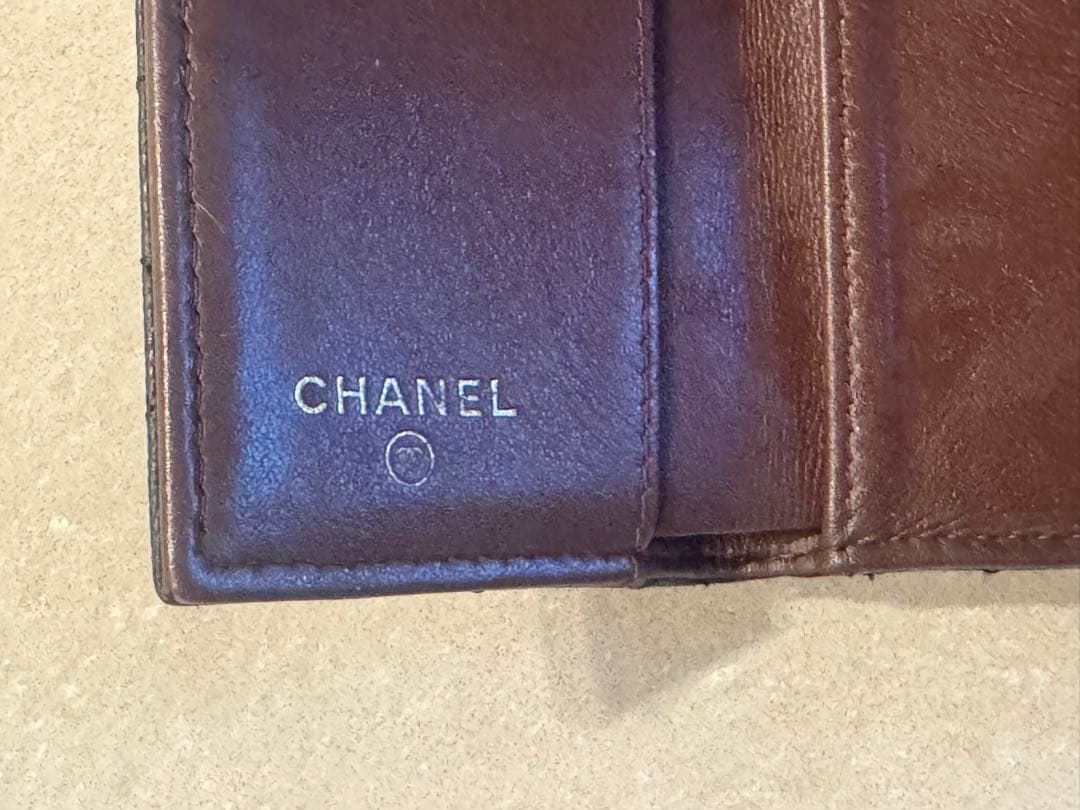 chanel 三つ折り財布　used