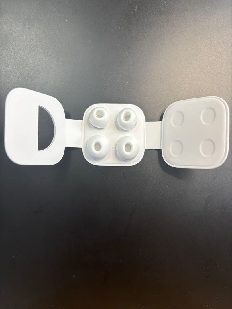 Airpods pro2 充電ケース　ケーブル　箱付き