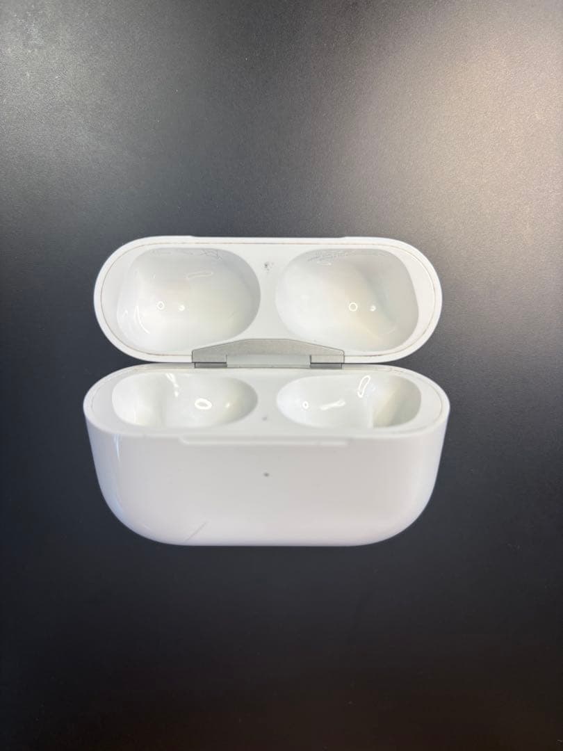 Airpods pro2 充電ケース　ケーブル　箱付き