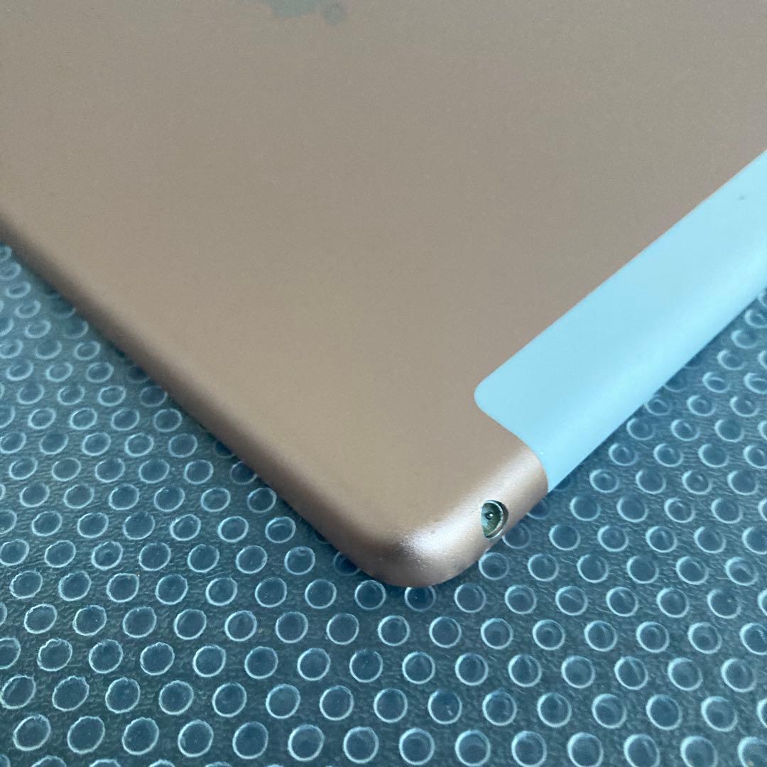 933【早い者勝ち】iPad6 第6世代 32GB SIMフリー☆