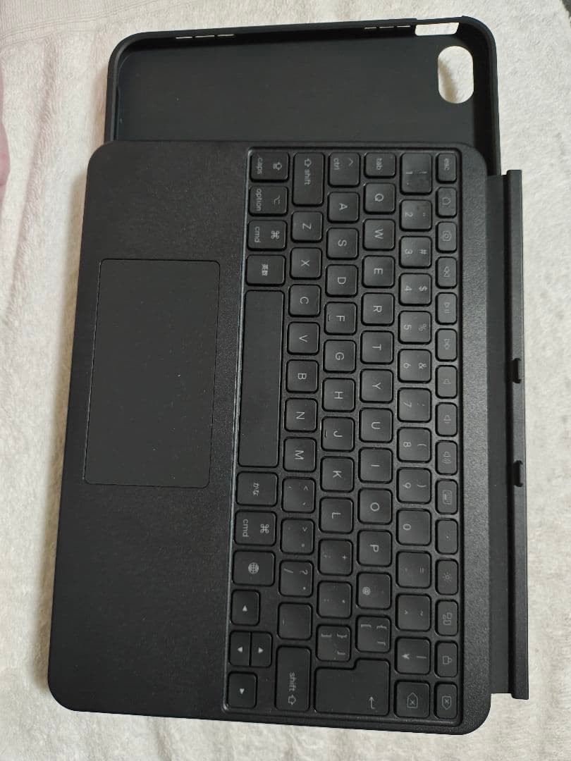 時間限定〰値下げ〰iPadA16用 ブラック キーボード付きケース