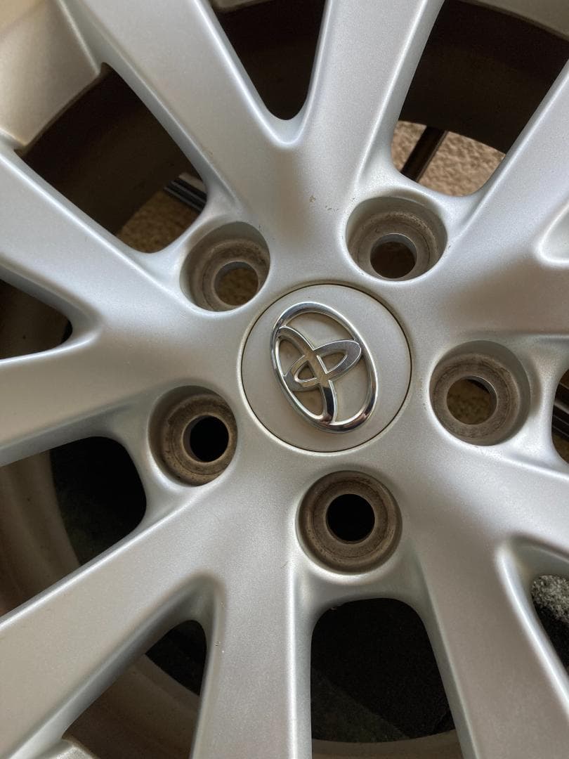 No.02　トヨタ　アルミホイール　1本　中古品　205/55R16　X5018