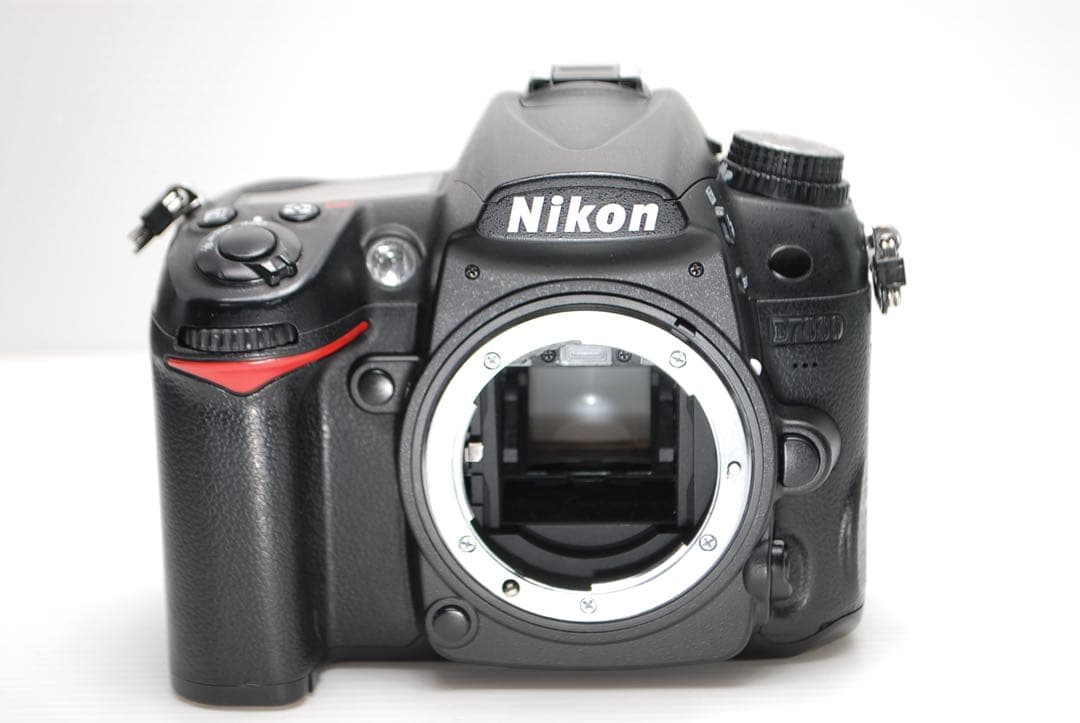 ❤️連写&高性能AF❤️Nikon D7000 万能一眼レフ 合金ボディで頑丈