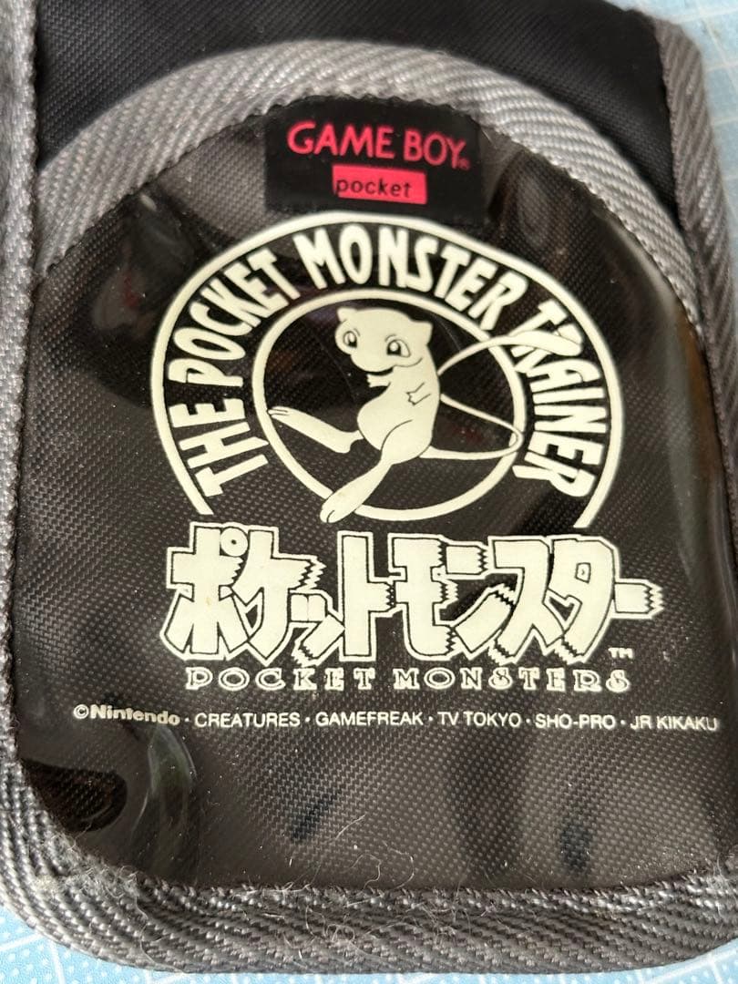 任天堂　GAME BOY ゲームボーイポケット　ポーチ　ケース　ミュウ　ポケモン