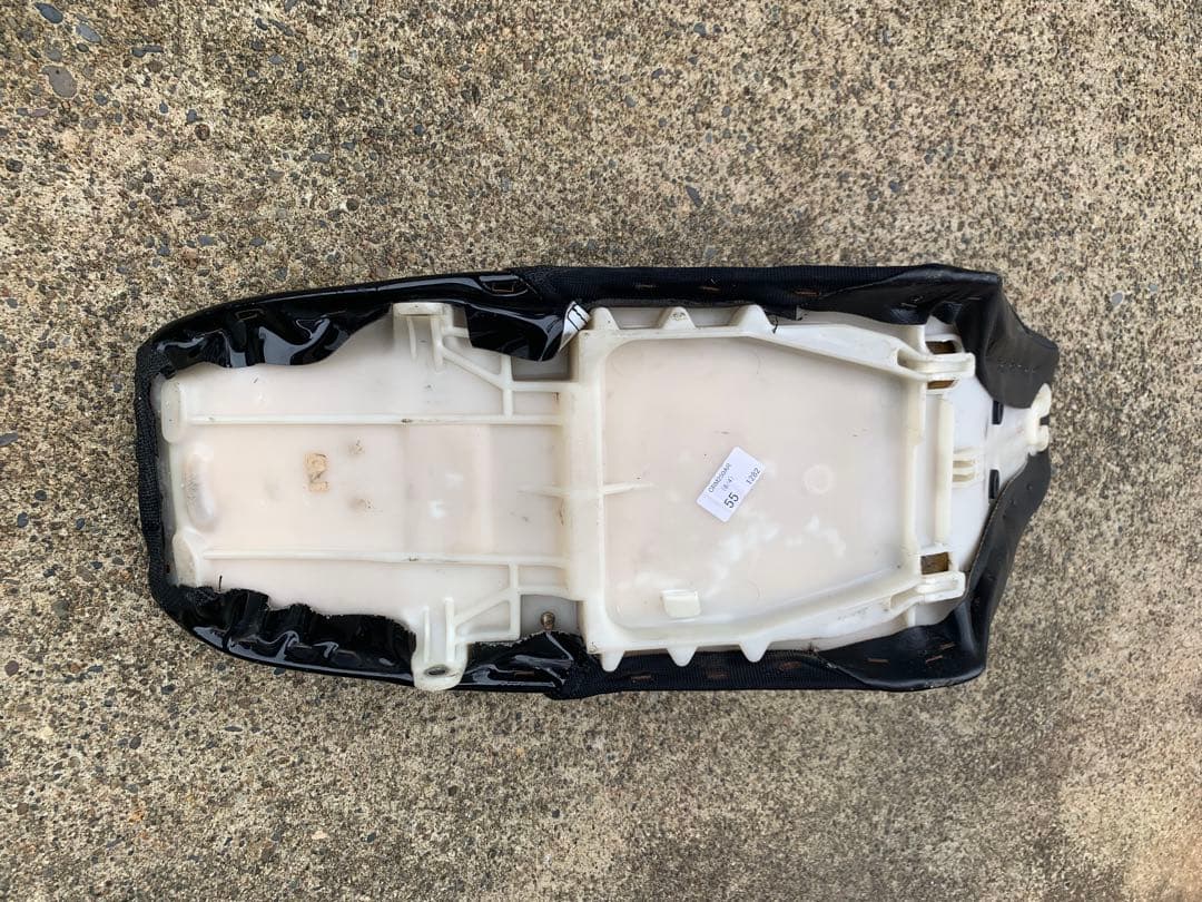 HONDA CRM250R/AR シート