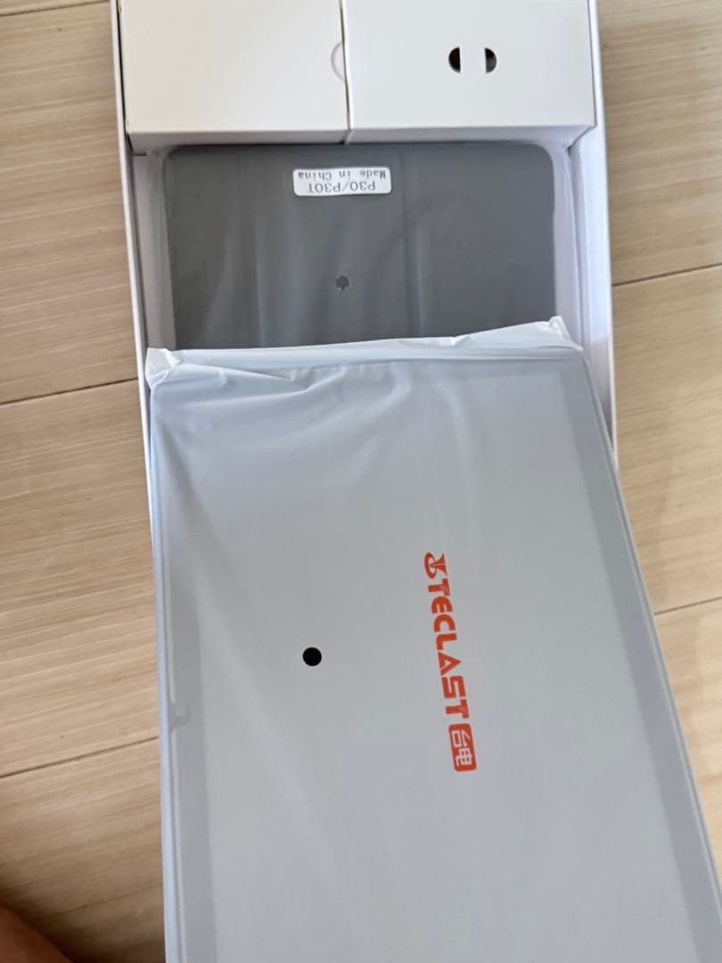 Teclast P30AI 10,1インチタブレット新品未使用 ケース付け