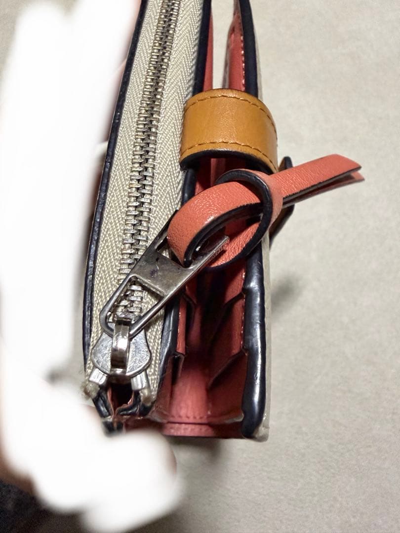 LOEWE ロエベ　スリムジップバイフォールドウォレット　アナグラム