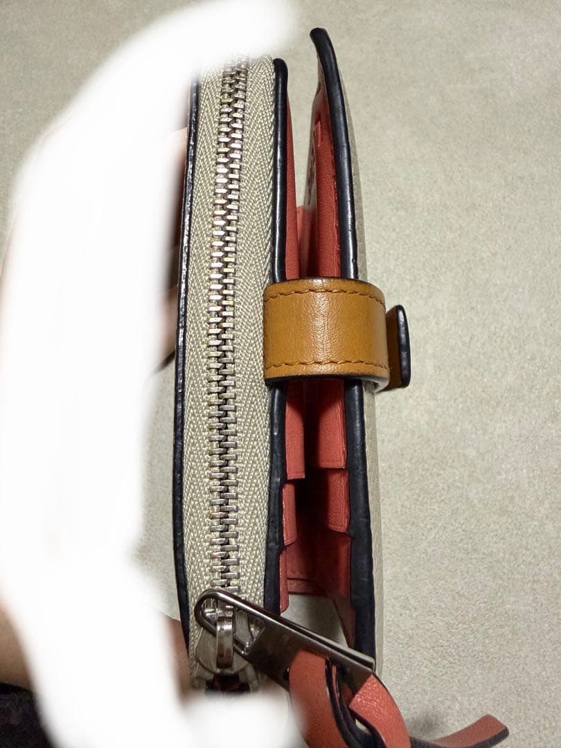 LOEWE ロエベ　スリムジップバイフォールドウォレット　アナグラム