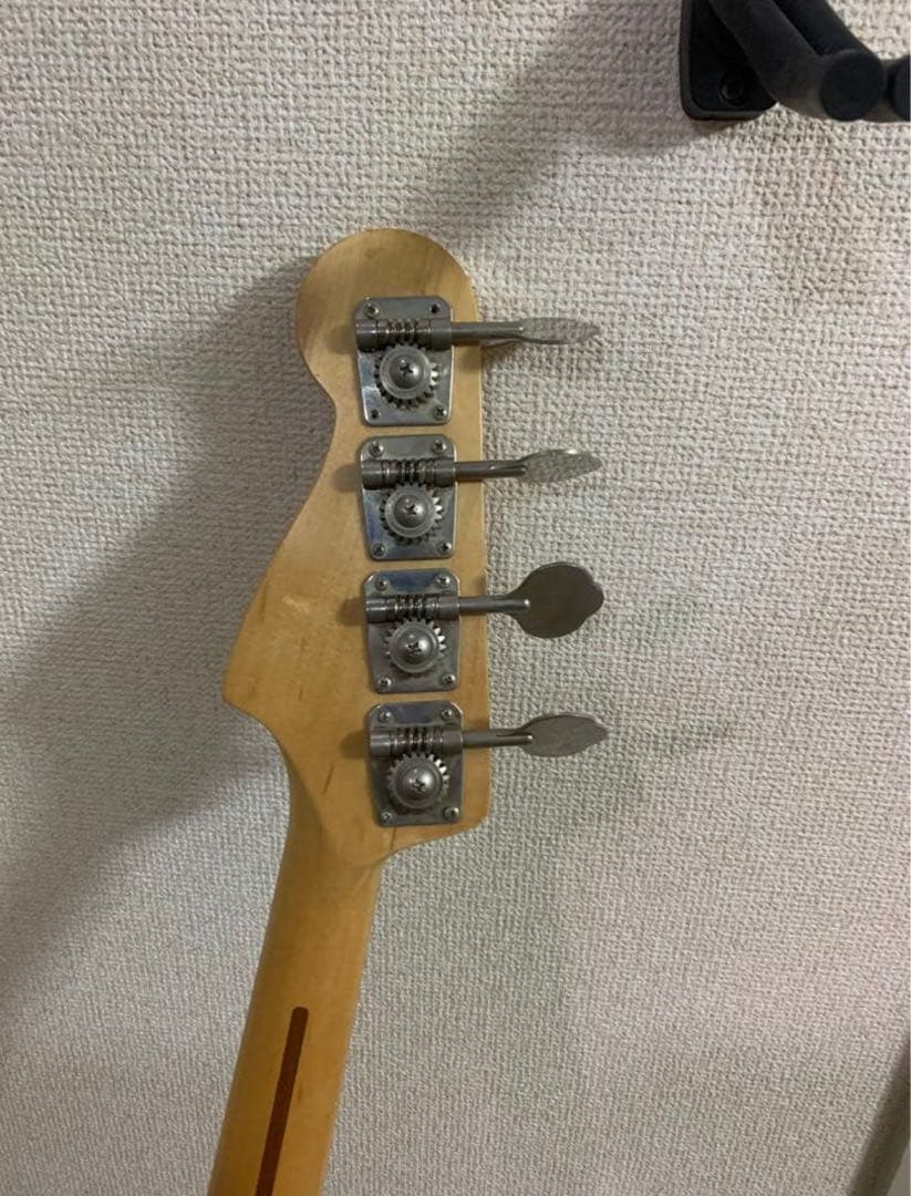 Squier ベースギター(セミハードケース付き) Fender ネック