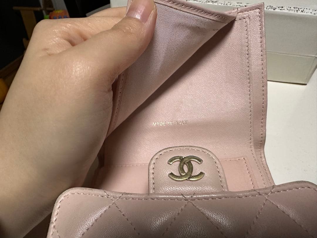 CHANEL 三つ折り財布 ピンク【限定色】