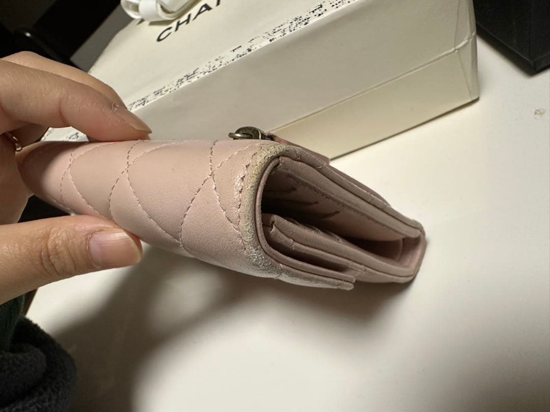 CHANEL 三つ折り財布 ピンク【限定色】