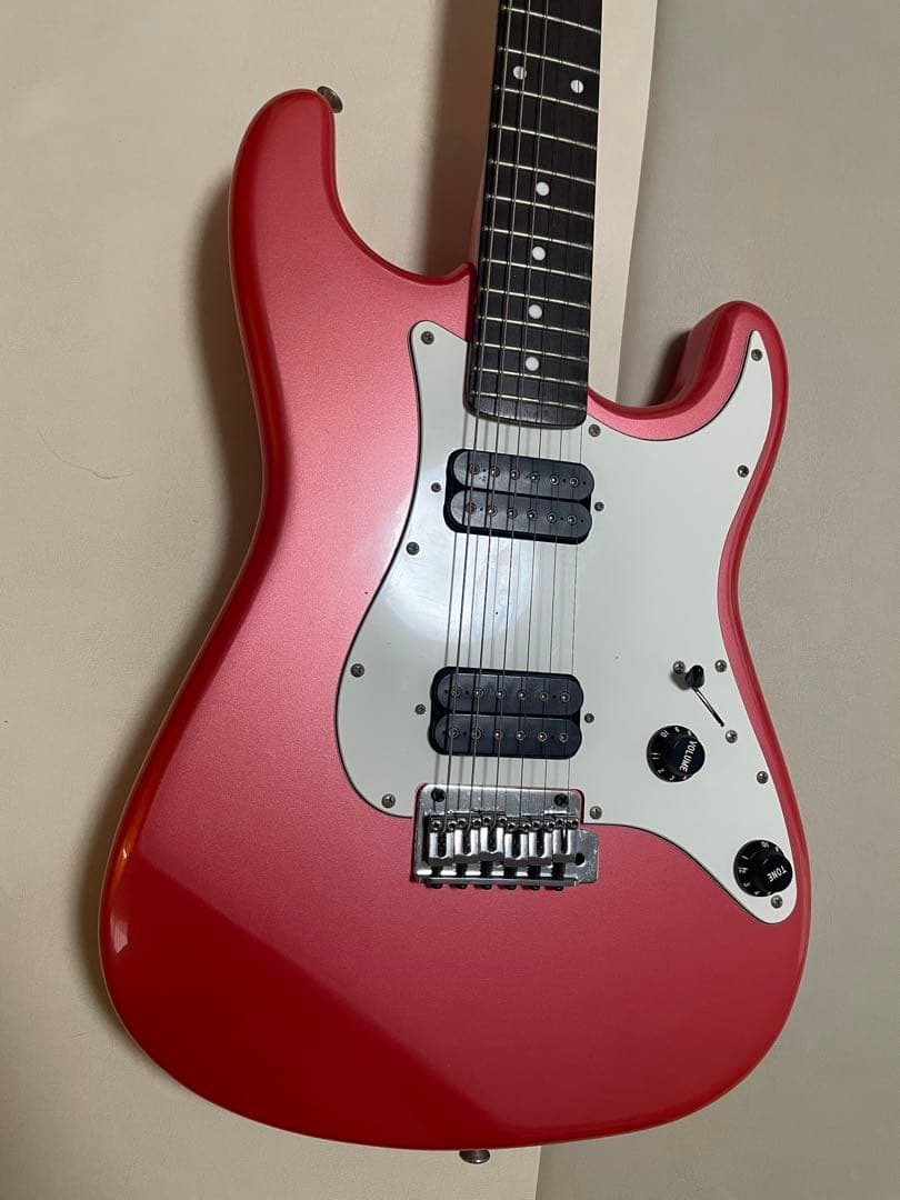 FERNANDES LIMITED EDITION ストラトタイプ　パールピンク