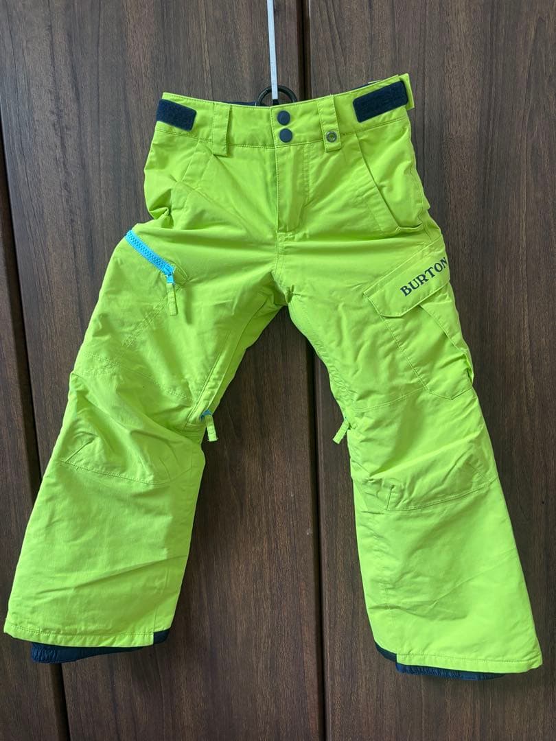 ⭐︎Ｑさん専用⭐︎BURTON 子ども用スノーボードウェア XS（110-119）