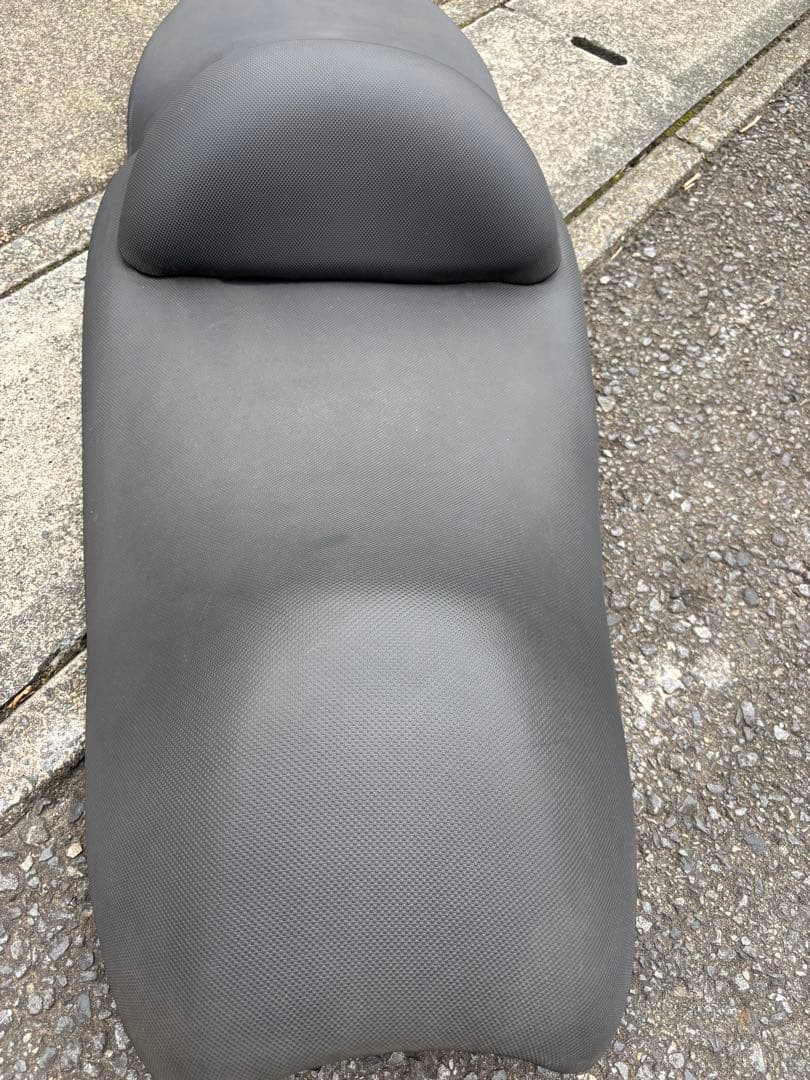 グランドマジェスティ250 SG15j 純正シート、バックレスト