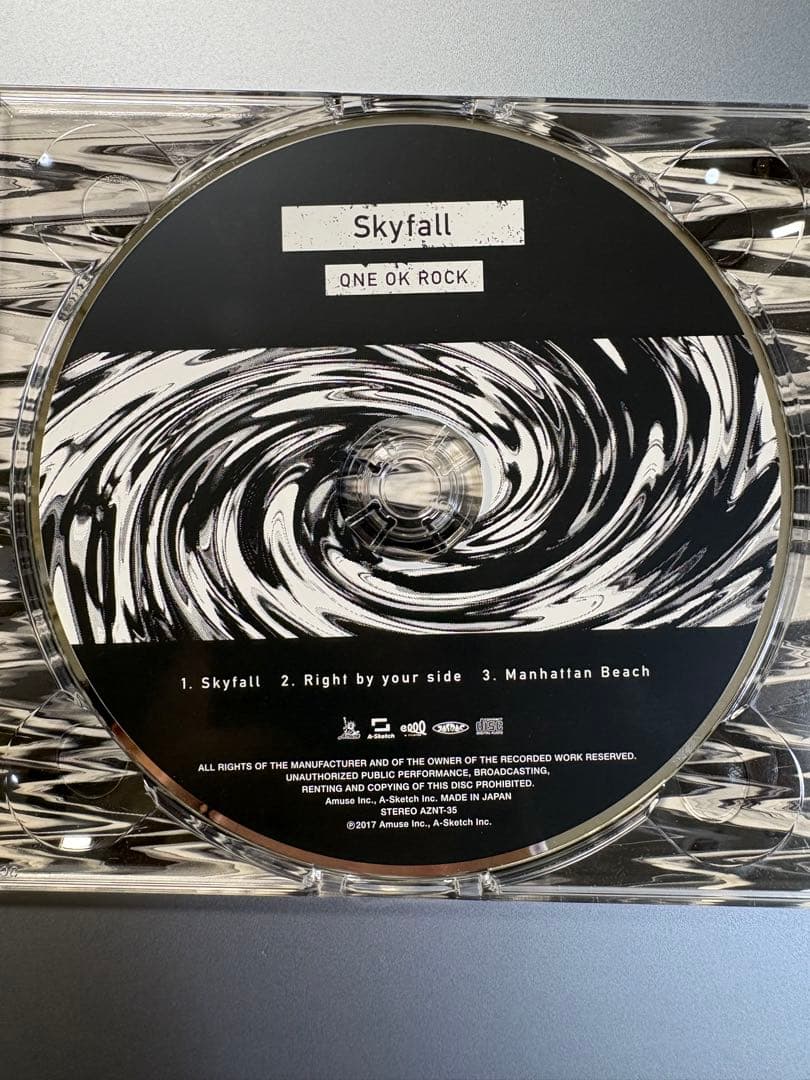 ONE OK ROCK Skyfall CD 正規品 ワンオク