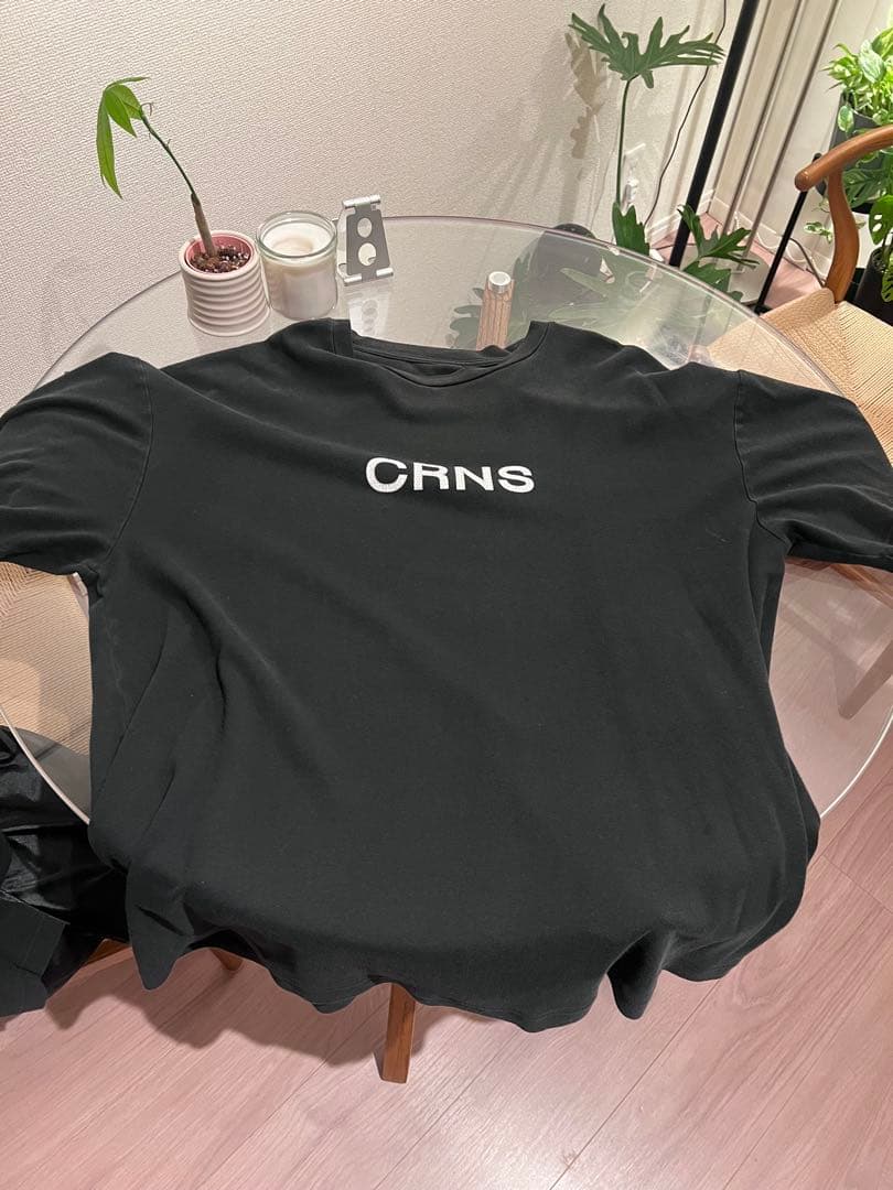 CRNS CRONOS ロゴ入り Tシャツ 黒