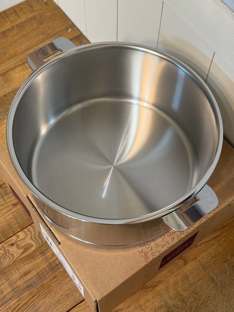 新品 CRISTEL 両手深鍋 L 22cm 蓋なし F22QL