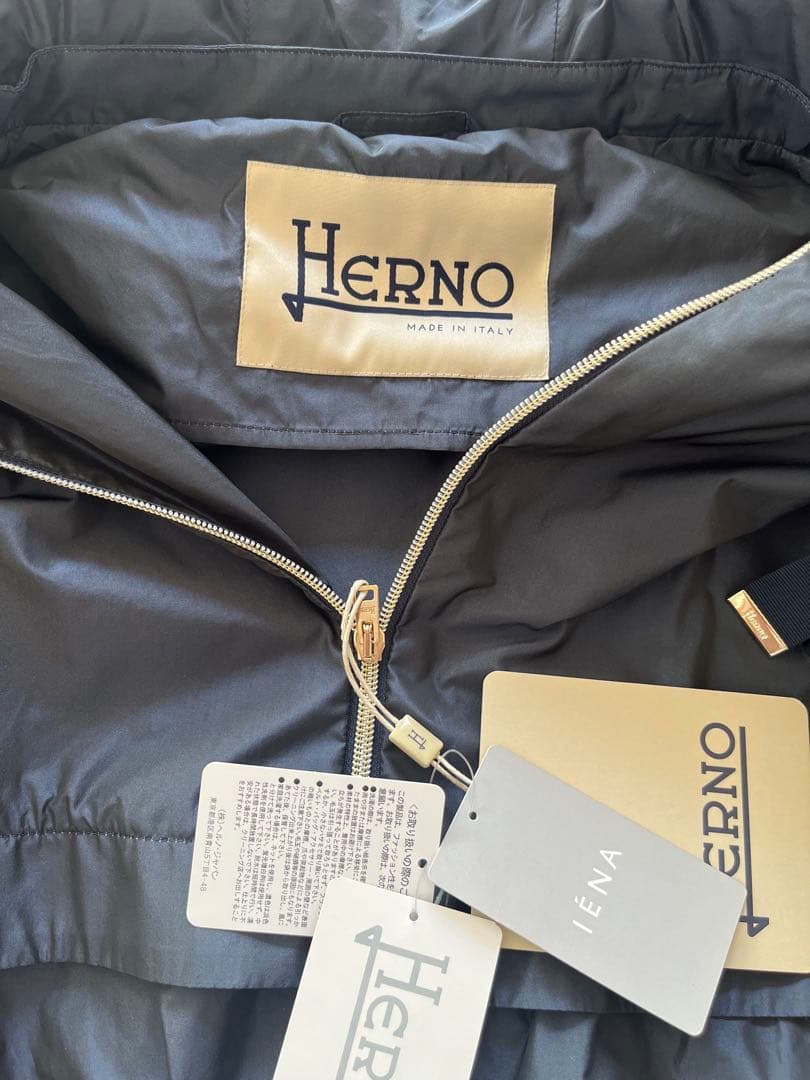 新品未使用HERNO タフタテクニカルロングパーカーGC000408D