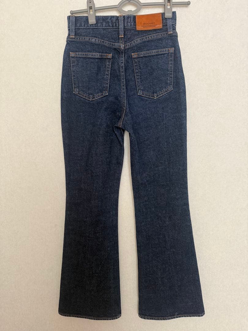 MOUSSY MVS FLARE 24 にこ