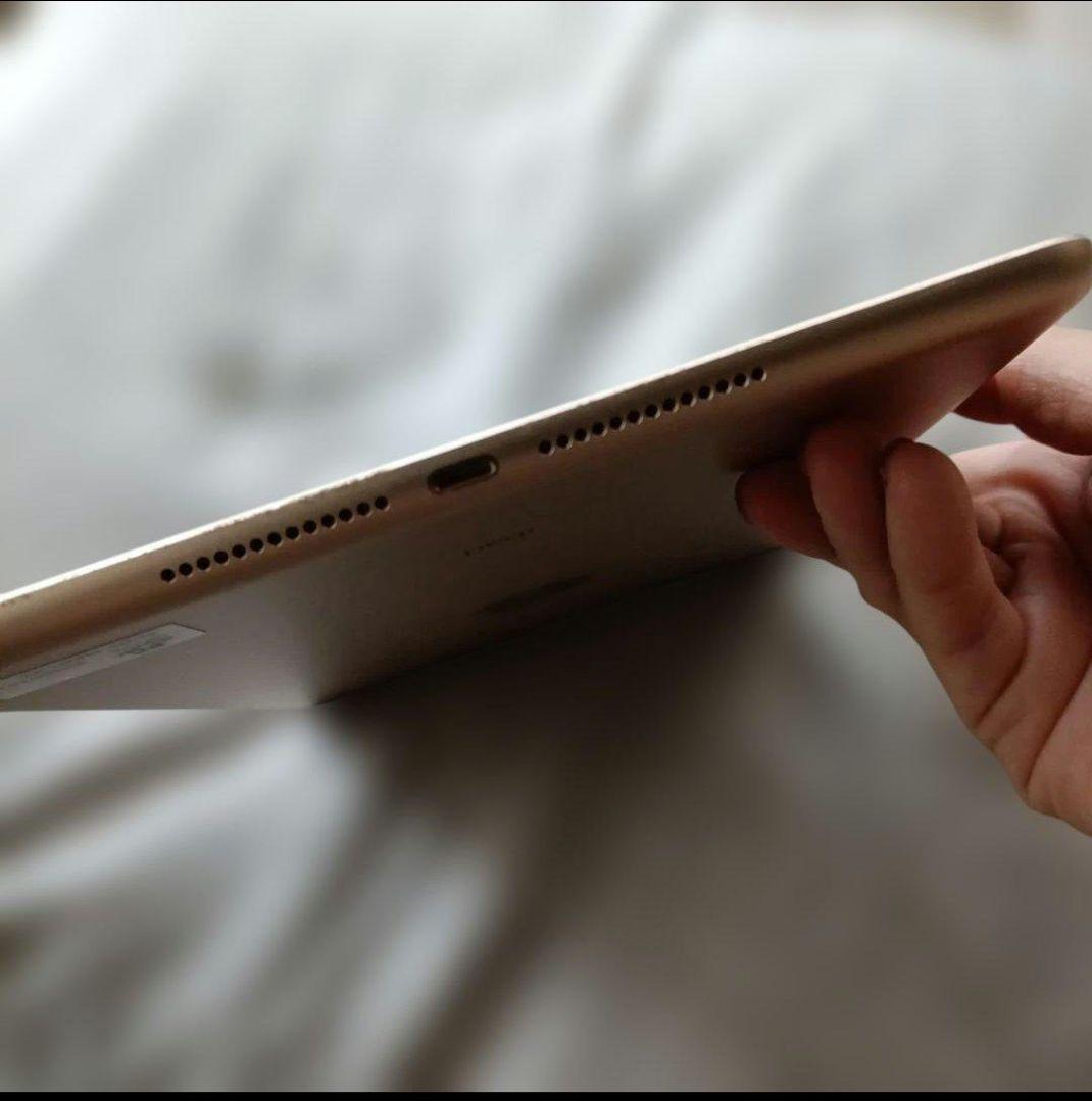 び*☆様 Apple iPad 第5世代