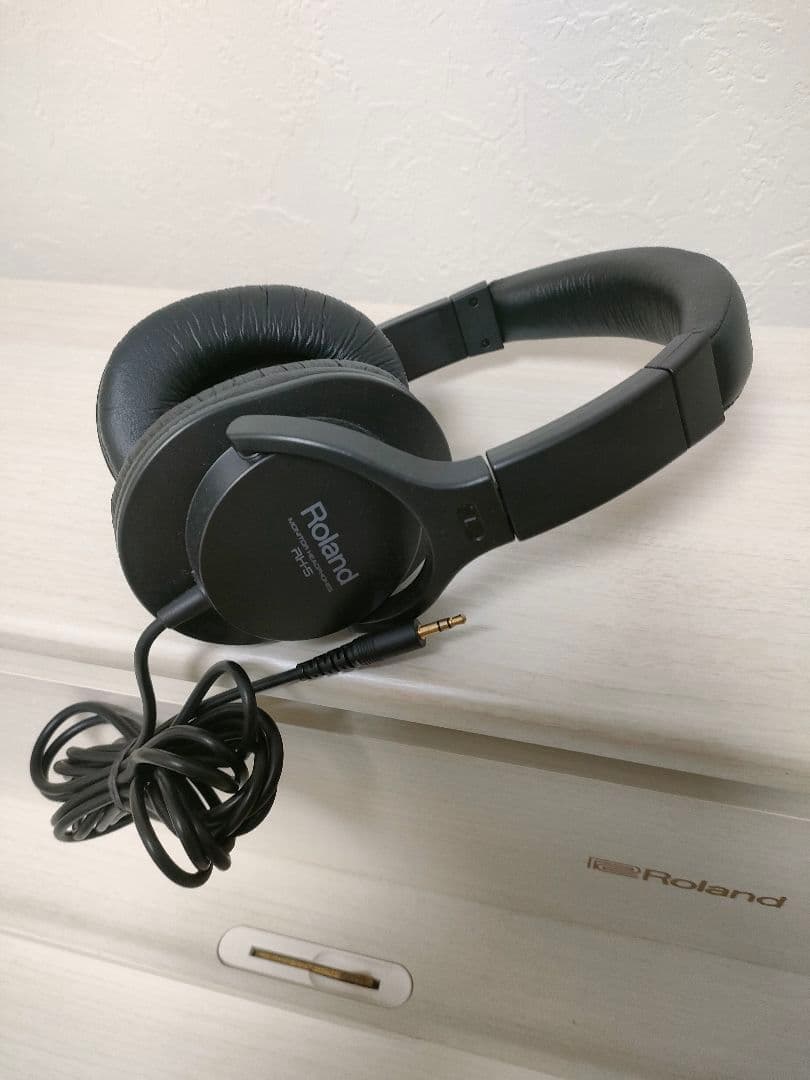 ローランド　電子ピアノ　LX705　 2020年製　88鍵盤　木製鍵盤　椅子付