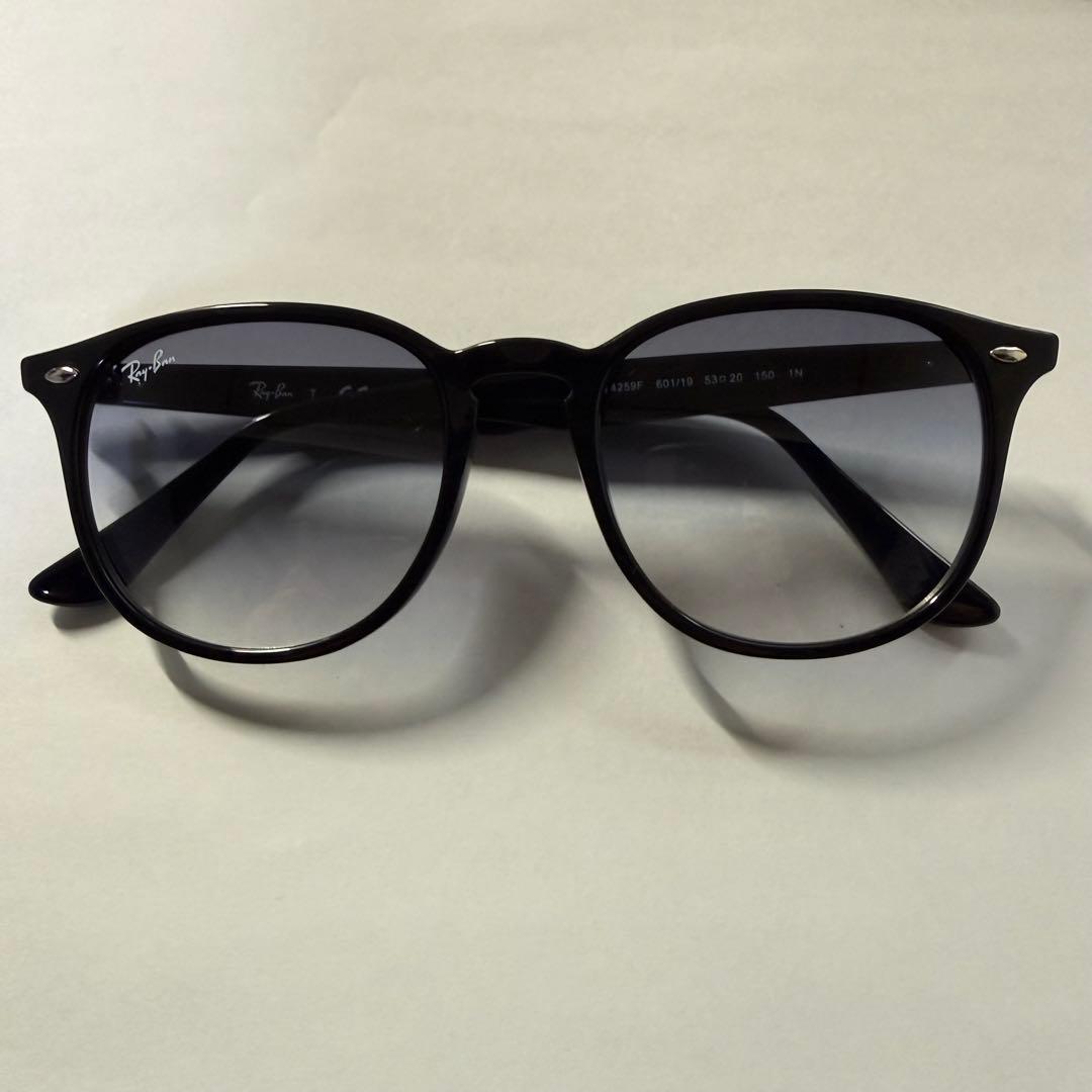 Ray-Ban RB 4259F サングラス