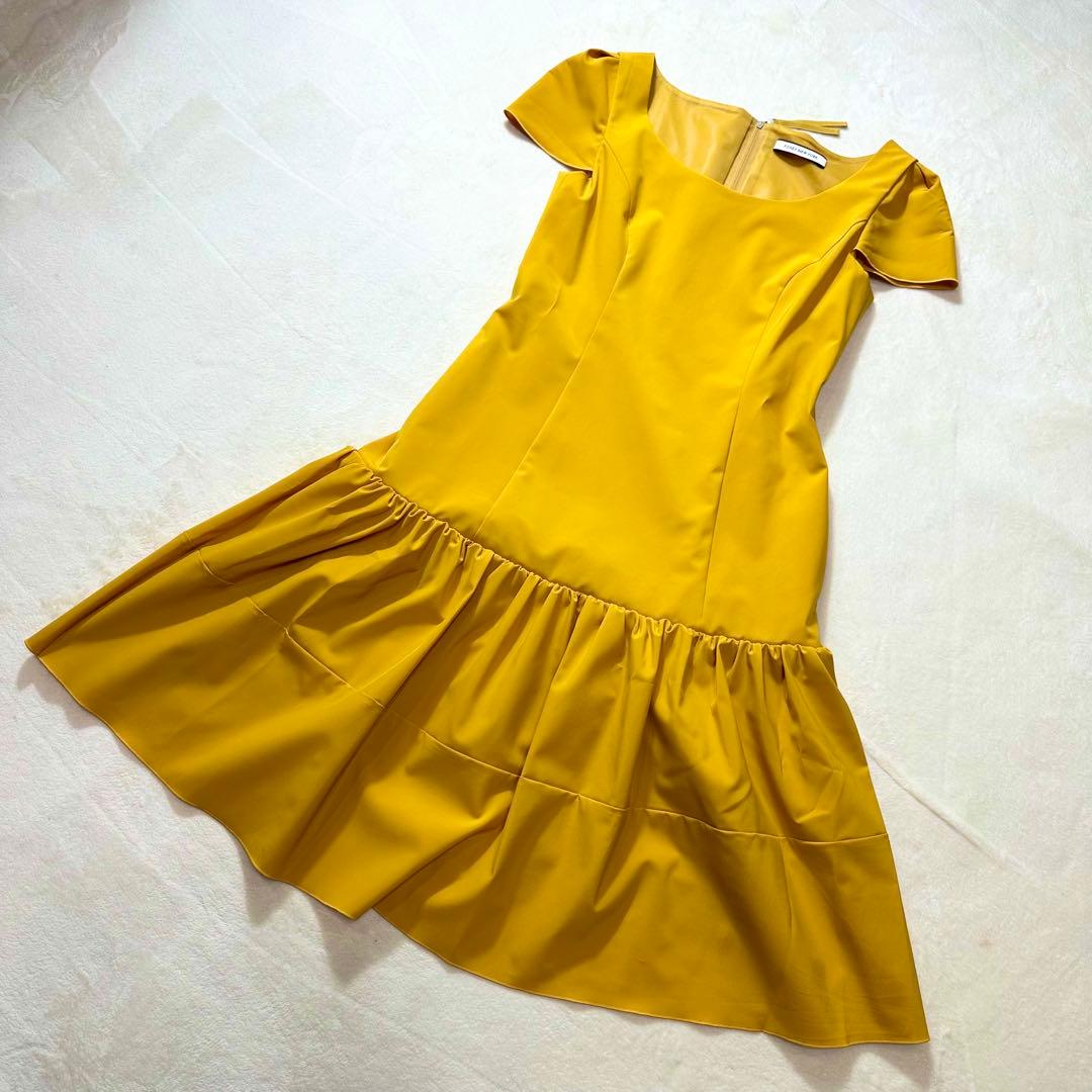 未使用 フォクシー FOXEY NEW YORK 半袖 ワンピ 美ライン 38