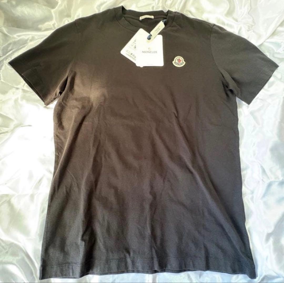 ふ　MONCLER ブラック Tシャツ