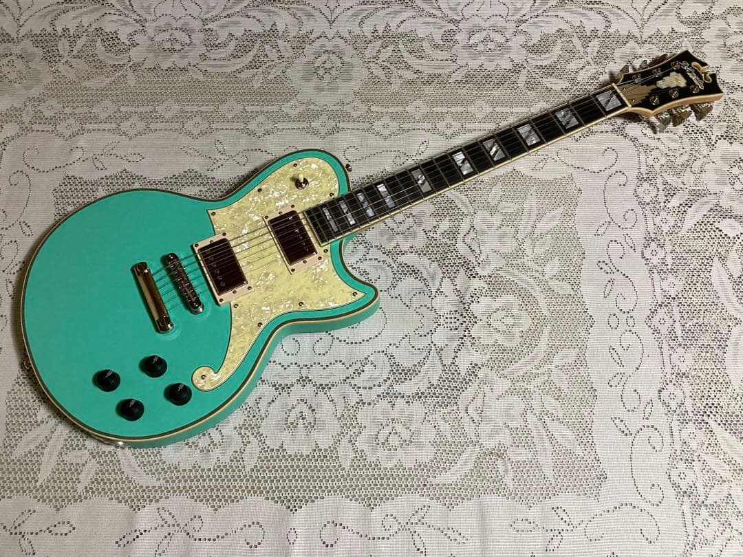 ギター D'Angelico Deluxe Atlantic LE