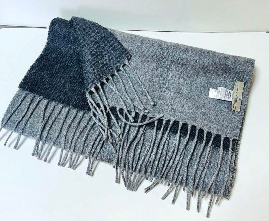 お値下げしました　Alonpi (アロンピ) カシミヤマフラー