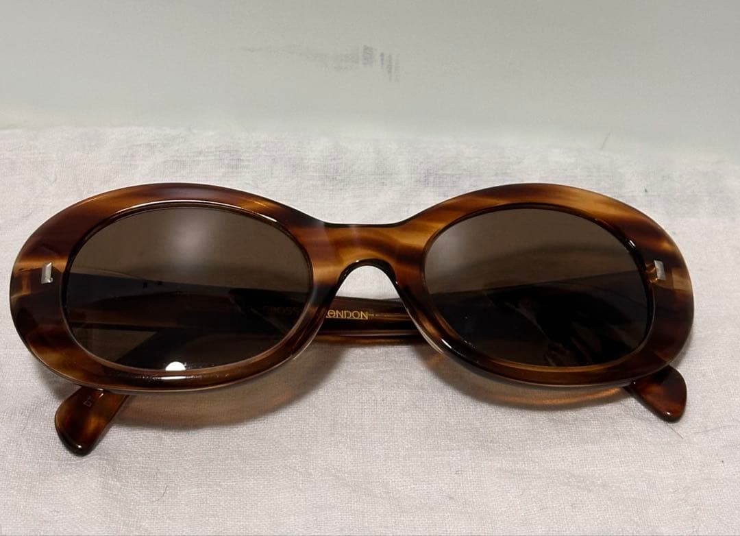 CUTLER AND GROSS OF LONDON サングラス　0264