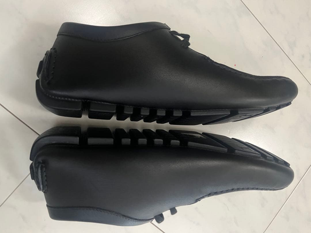 LOUIS VUITTON ブラック モカシン