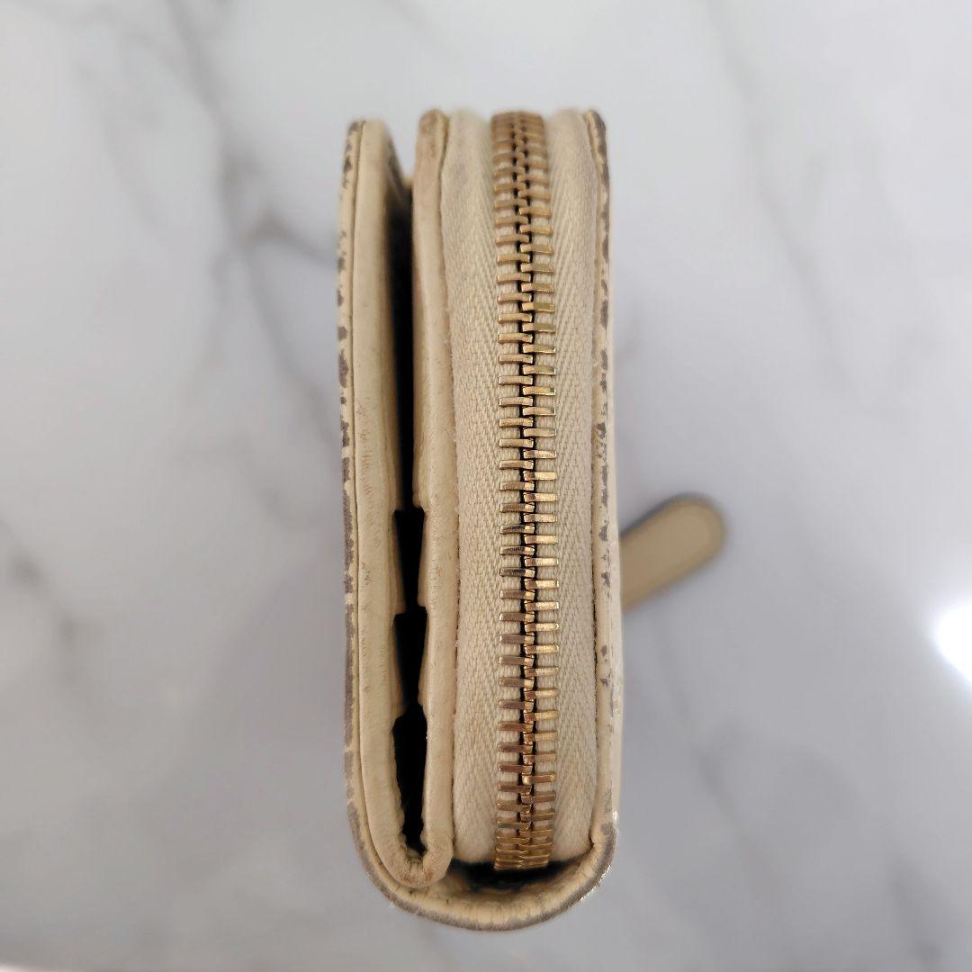 Gucci 二つ折り財布 ホワイト レザー