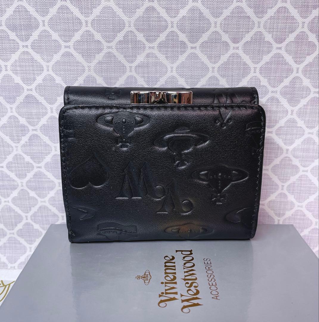 【☆内柄も素敵☆】Vivienne Westwood 三折財布 マット 黒