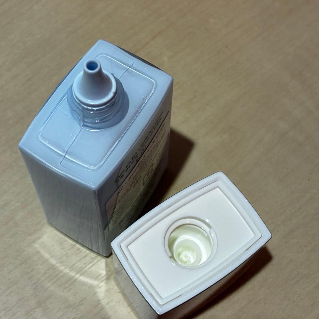 ♠︎ディオール　スノー　メイクアップ　ベース　UV35 ブルー　30ml