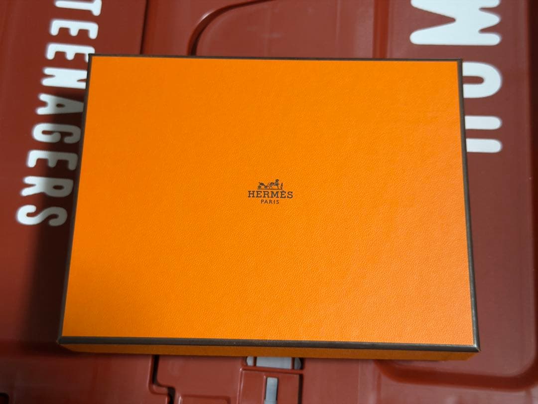 HERMES エルメス コンスタンス スリム エトゥープ ゴールド金具 Z刻印