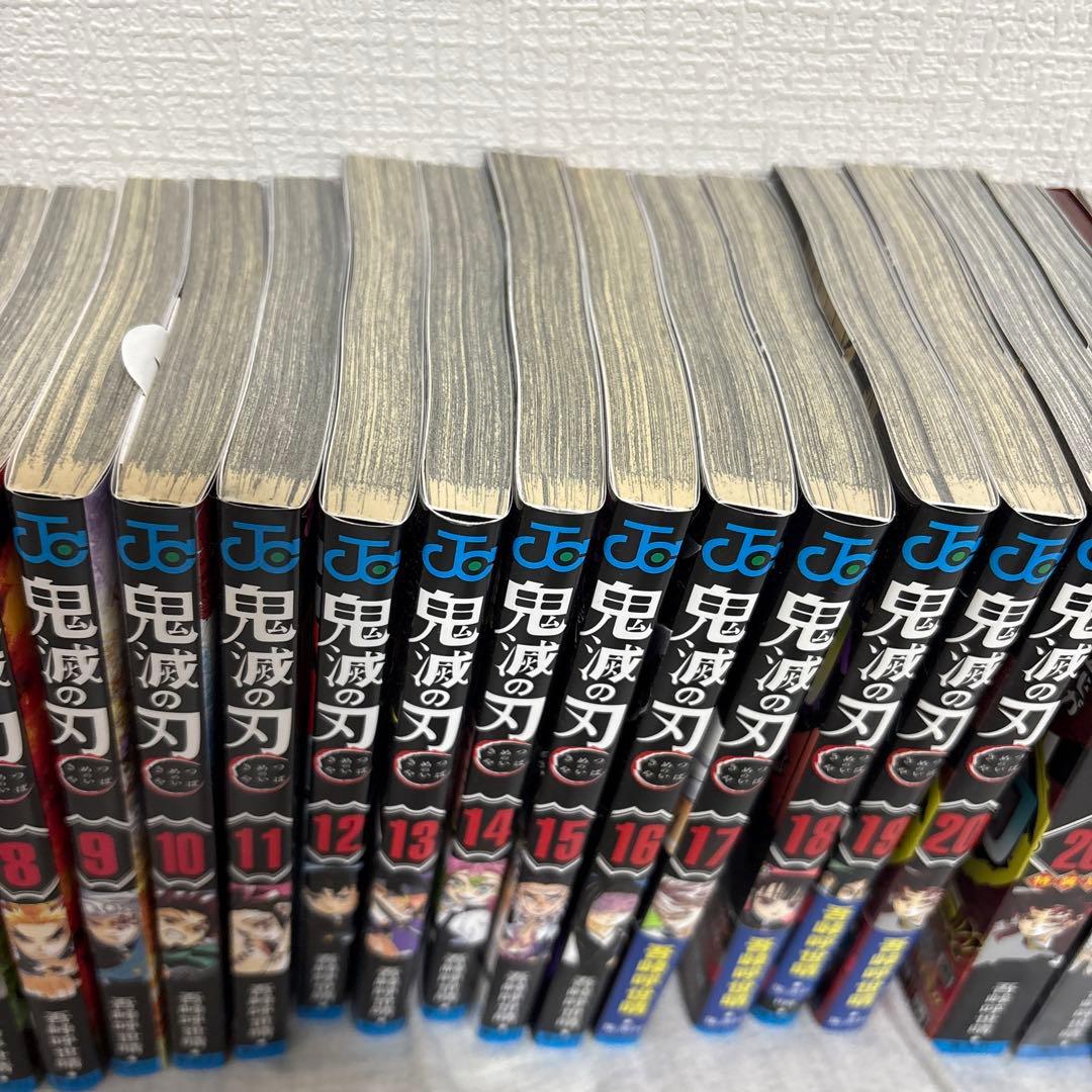 鬼滅の刃　全巻セット　初回特典　特典　缶バッジセット　JUMP