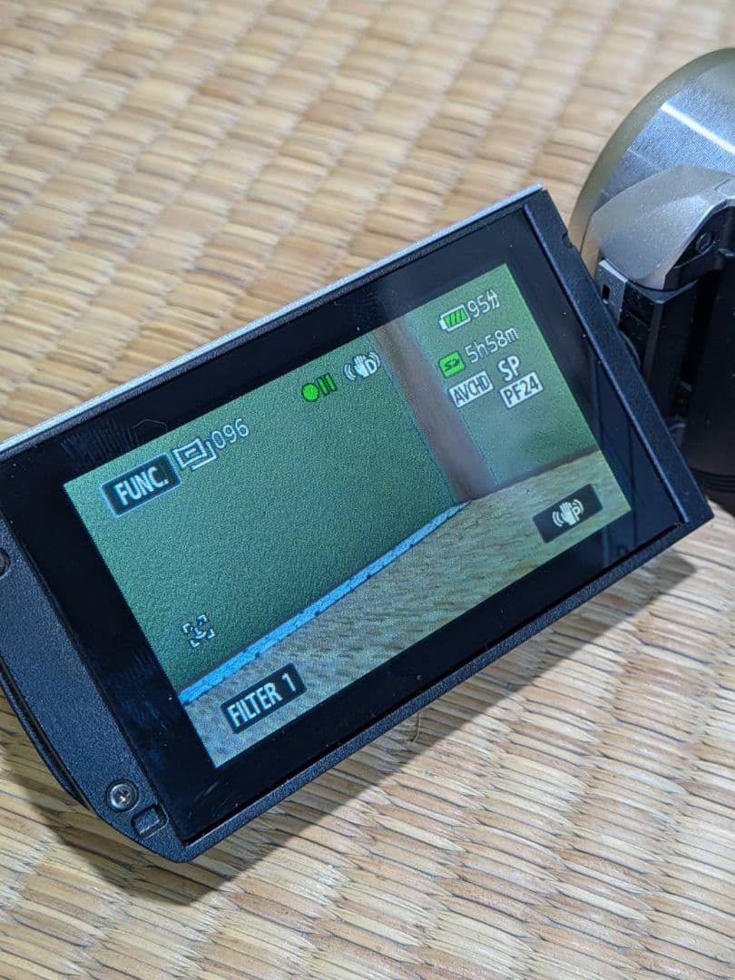 キヤノン iVIS HF R31 シルバー フルHD 32GB ACアダプター付