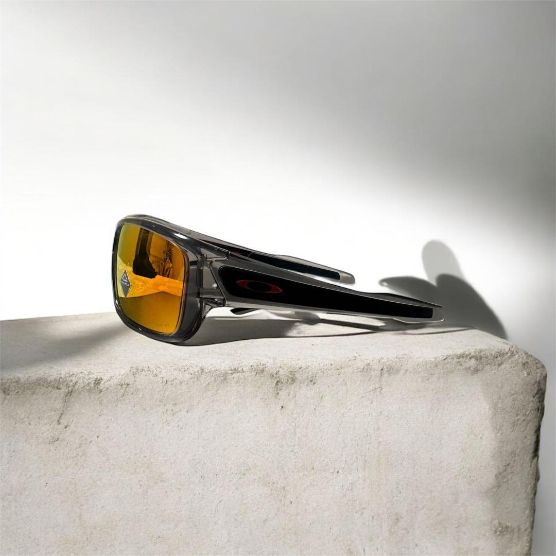 Oakley スポーツサングラス オレンジレンズ グレー