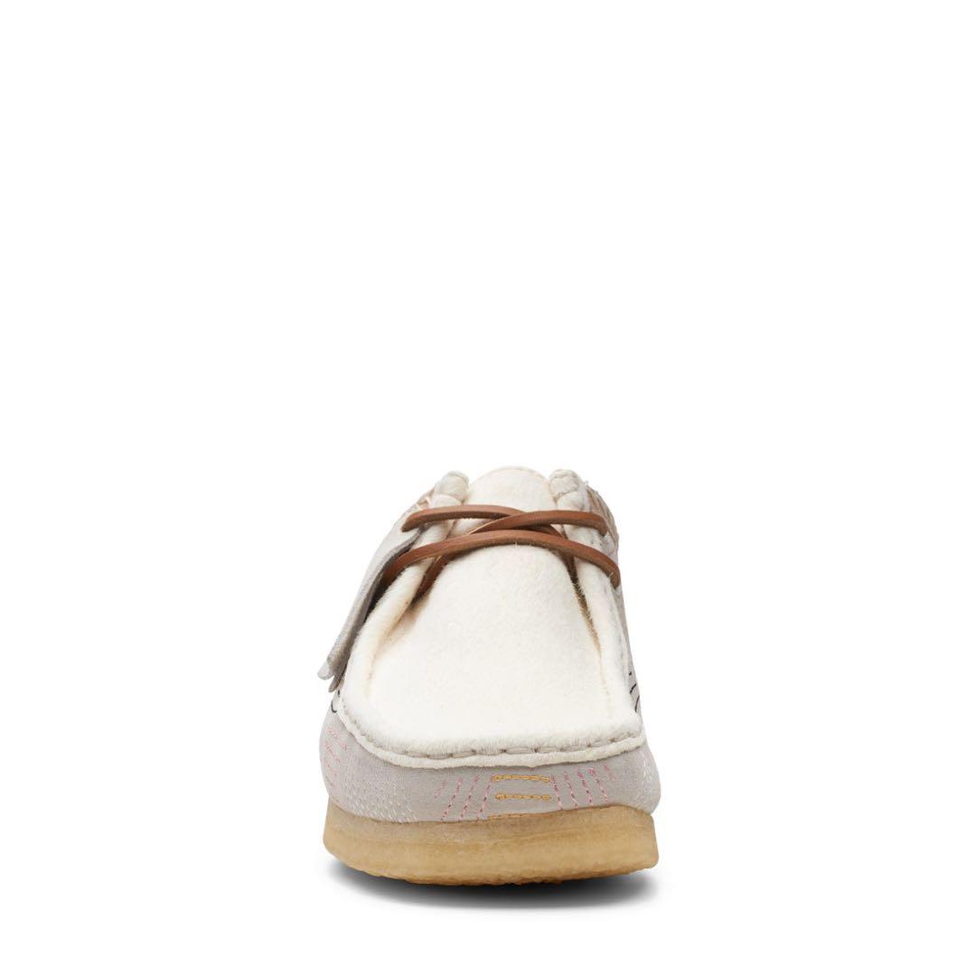 【Clarks】Wallabee （オフホワイトヘアリー）