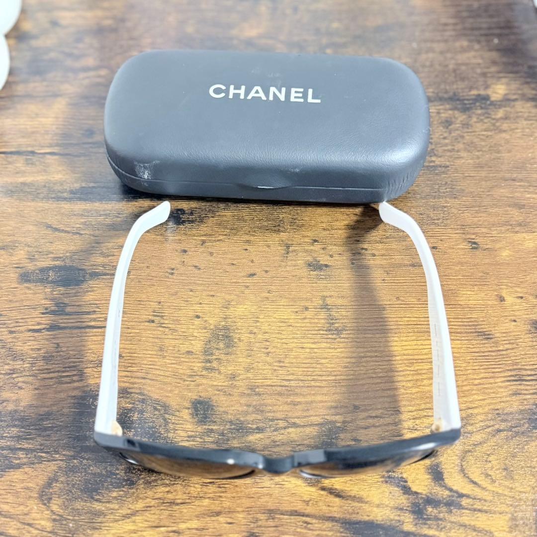 サングラス　CHANEL