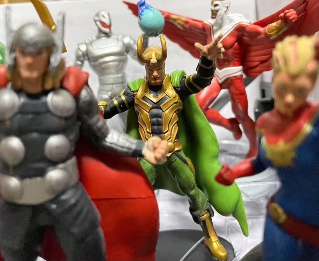 マーベル アベンジャーズ メガフィギュア セット