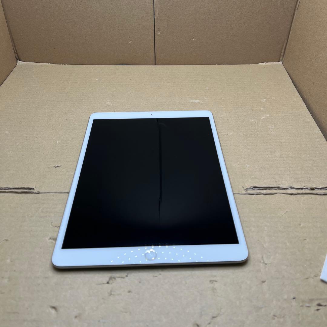 r*u様 iPad Air第3世代/64GBWi-Fiモデル シルバー